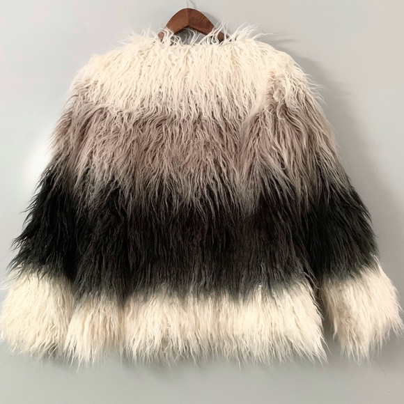 NWOT Shaggy Faux Fur Coat Ombré - Picture 3 of 6